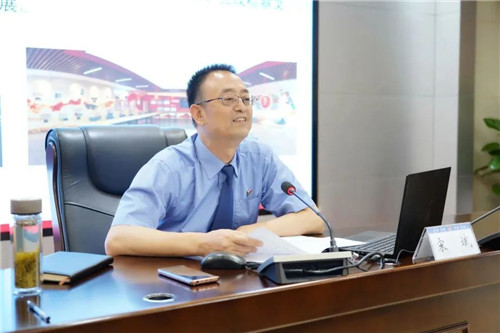 党课报告会1.jpg