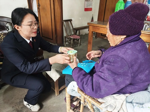 开展村民积分兑换活动.jpg