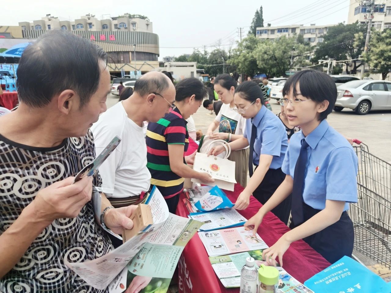 普法宣传1.jpg