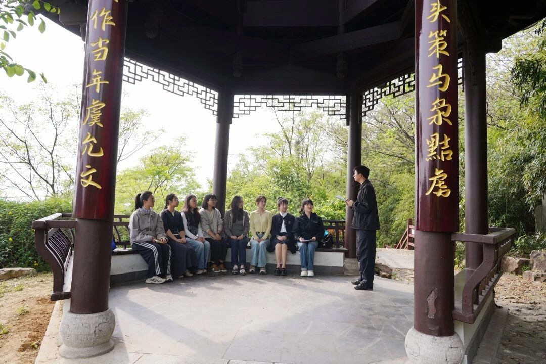 实景研学.jpg