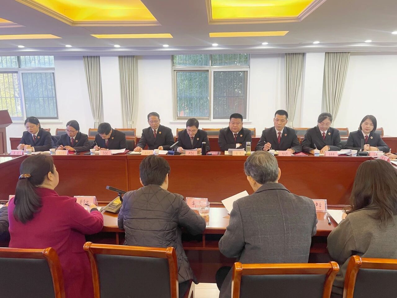 区检察院党组书记、代理检察长尹霄庆.jpg